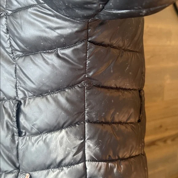 Michael Kors fleece-lined heavyweight puffer jacket with pink /rose gold trim - Picture 5 of 12